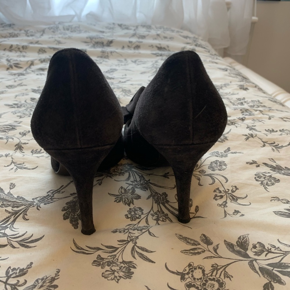 Stuart Weitzman Black Bow Heel - image 2